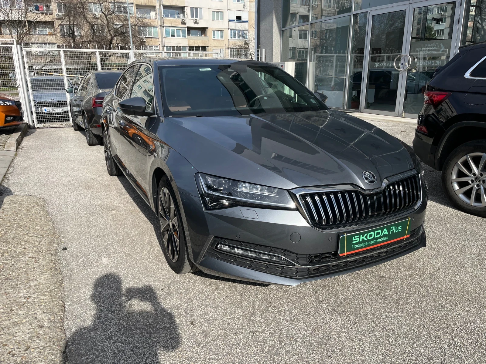 Skoda Superb 2.0TDI 7DSG 4X4, снимка 2 - Автомобили и джипове - 53782848