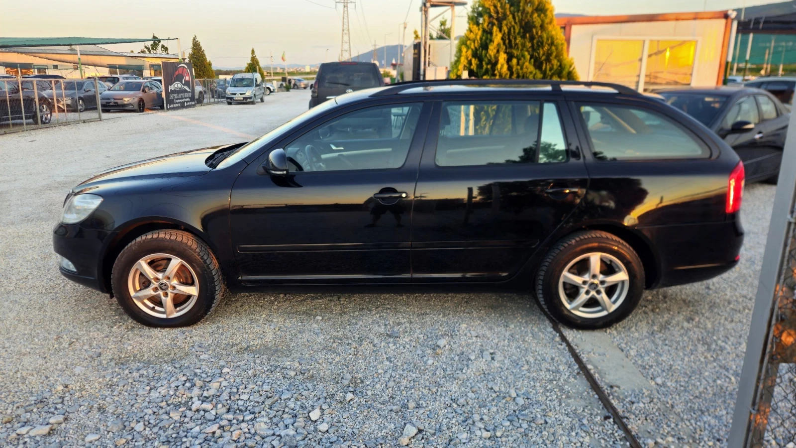Skoda Octavia 1.6TDI.105кс.4?4.2011г.ТОПсъстояние, снимка 11 - Автомобили и джипове - 54457979