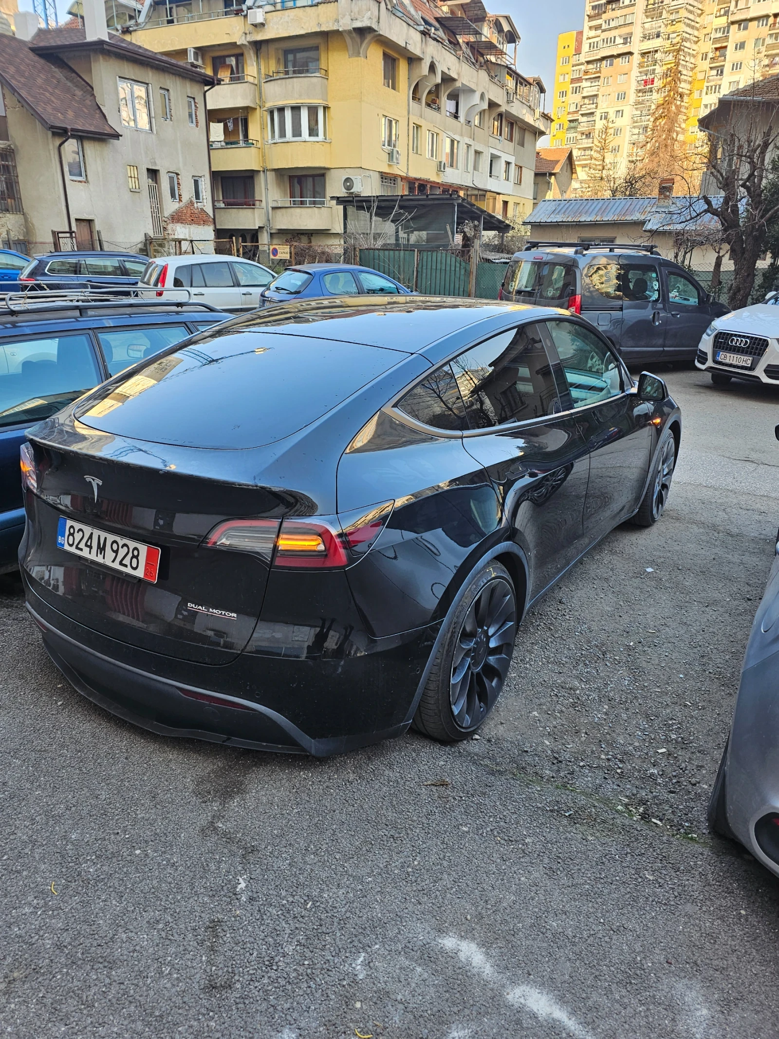 Tesla Model Y, снимка 6 - Автомобили и джипове - 54646490