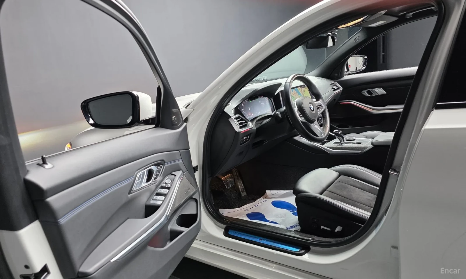 BMW 320 M-sport, снимка 10 - Автомобили и джипове - 55049398