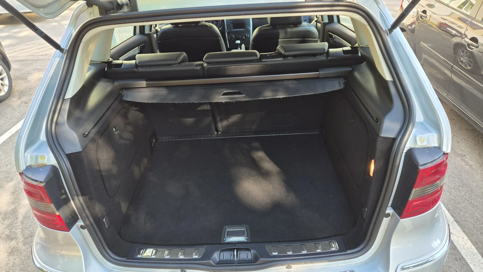 Mercedes-Benz B 180, снимка 5 - Автомобили и джипове - 55352822