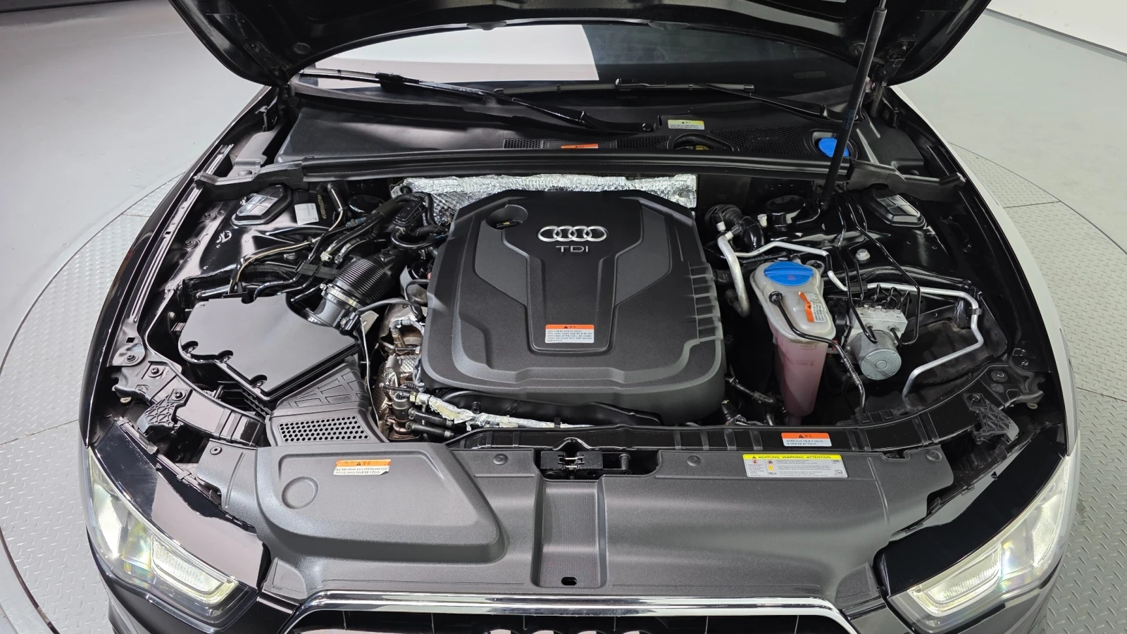 Audi A5 2.0 TDI Quattro Sportback, Обдух., FULL, снимка 5 - Автомобили и джипове - 56126435