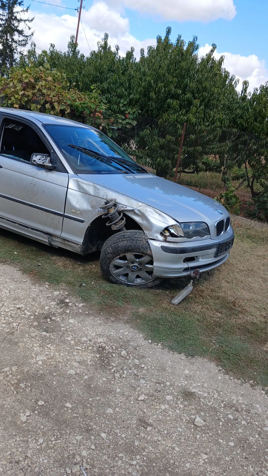 BMW 320, снимка 11 - Автомобили и джипове - 56249877