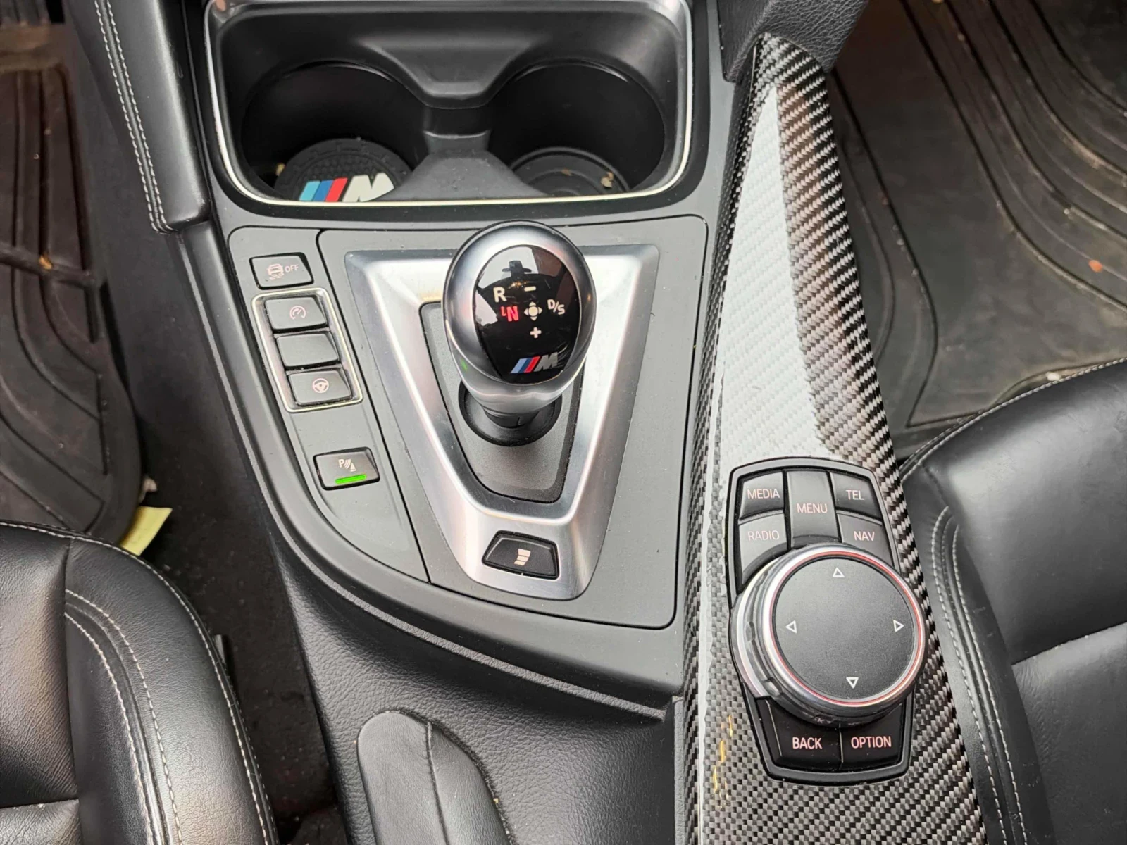 BMW M4 coupe* Back cam* H&K* �������* Keyless*  | Mobile.bg � ����������� 11