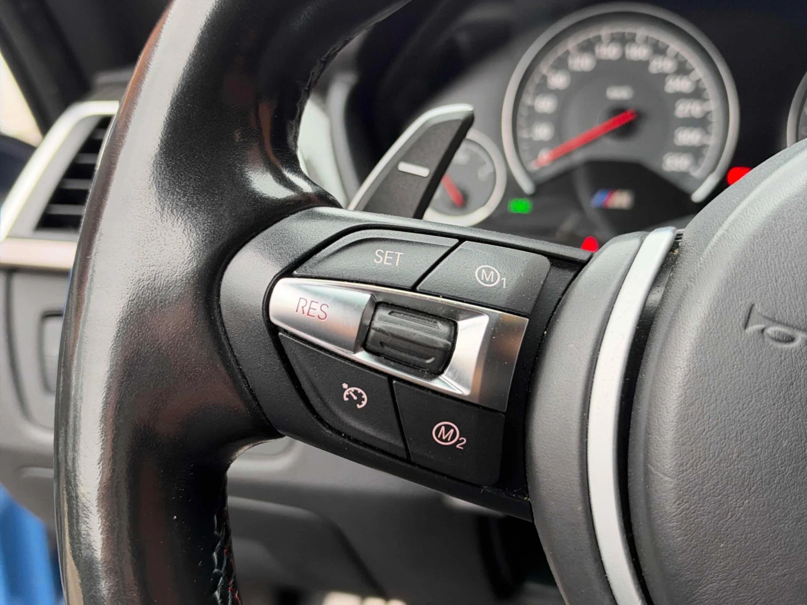 BMW M4 coupe* Back cam* H&K* �������* Keyless*  | Mobile.bg � ����������� 10