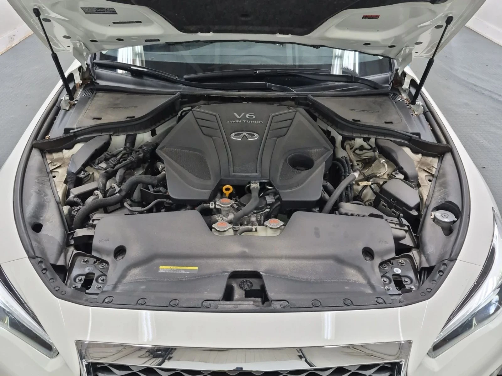 Infiniti Q50, снимка 17 - Автомобили и джипове - 56683266
