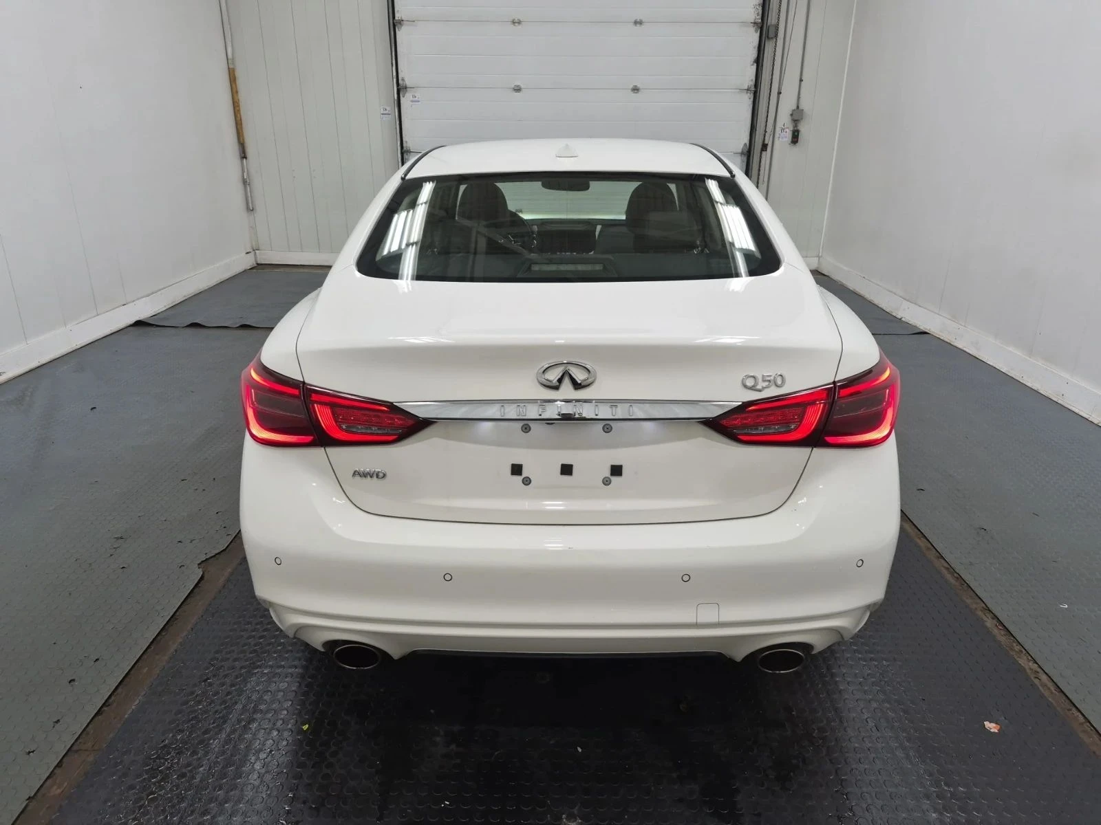 Infiniti Q50, снимка 4 - Автомобили и джипове - 56683266