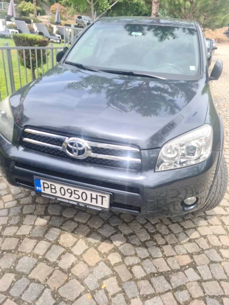 Toyota Rav4 2.2dcat, снимка 15 - Автомобили и джипове - 47841356