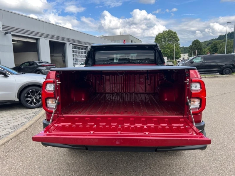 Toyota Hilux 2.8 D-4D/GR SPORT/DOUBLE CAB/JBL/360/LED/, снимка 6 - Автомобили и джипове - 51270669