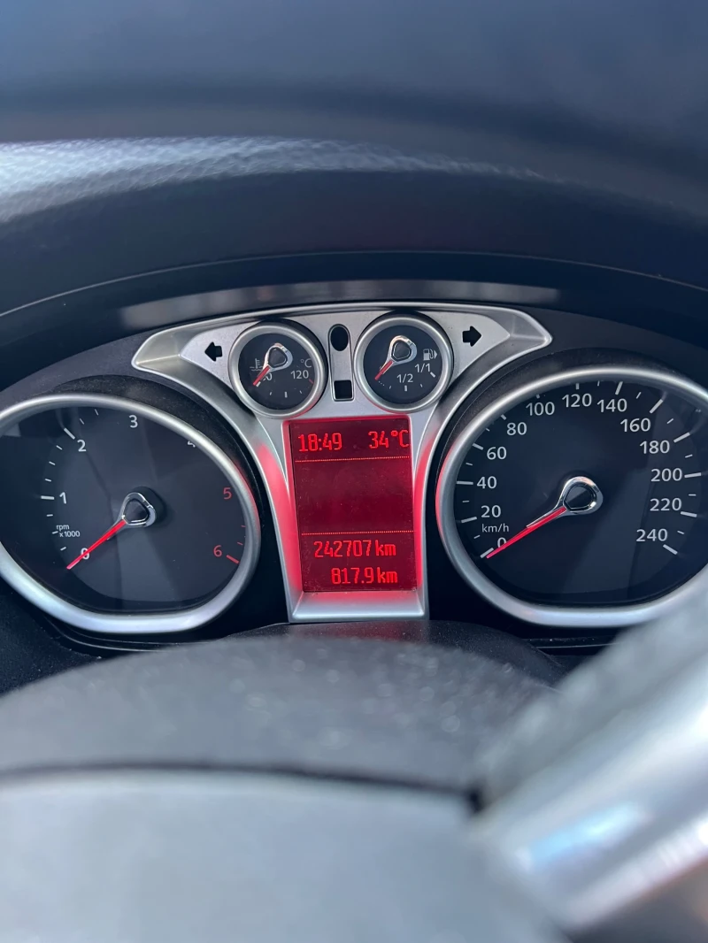 Ford Kuga, снимка 10 - Автомобили и джипове - 51356352