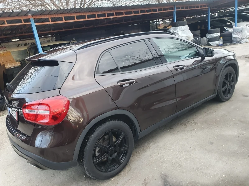 Mercedes-Benz GLA 200 NAVI KOJA  KAMERA PODGREV PANORAMA, снимка 5 - Автомобили и джипове - 53597883