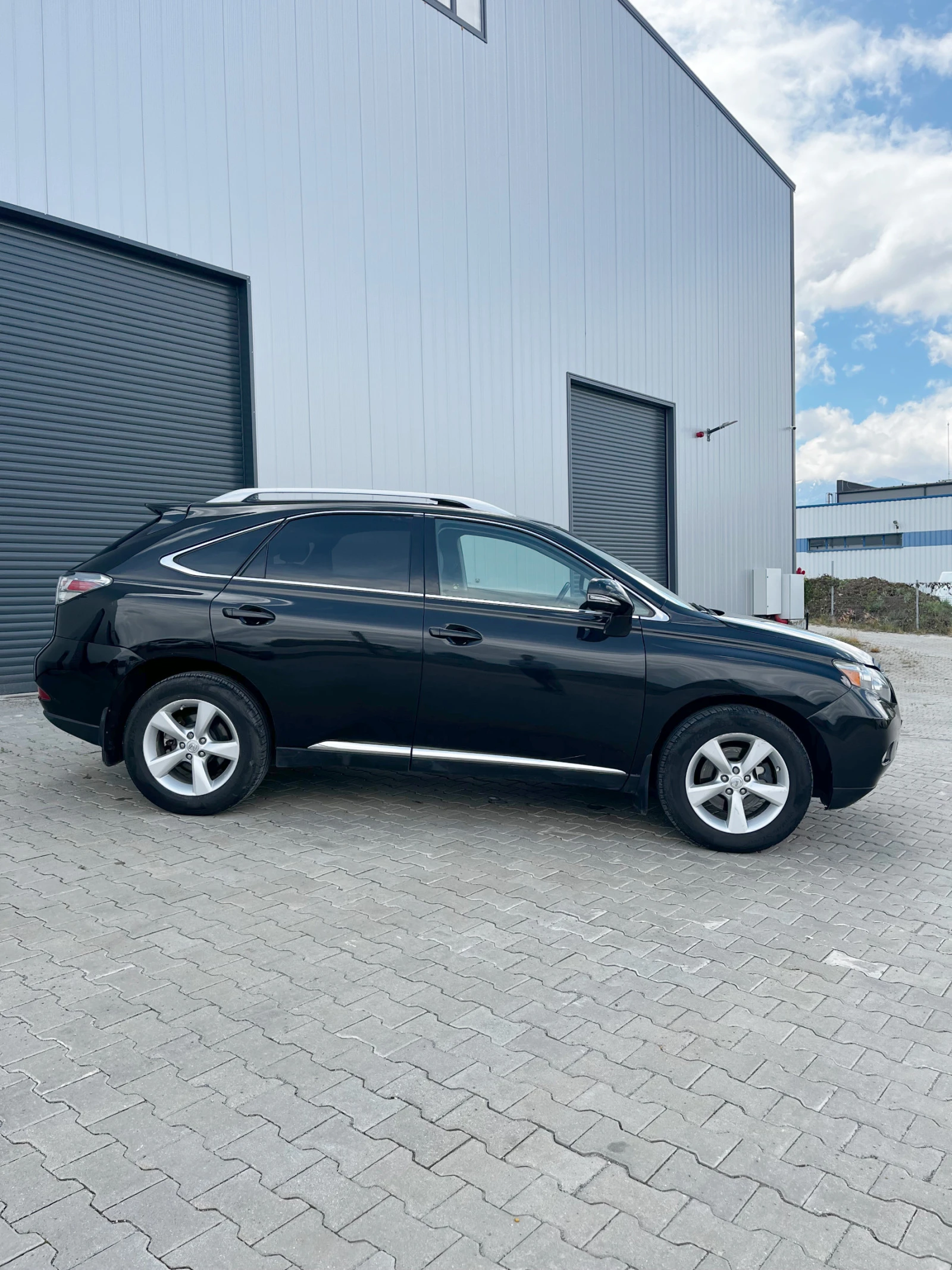 Lexus RX 350 90 000 км, Регистрирана + Каско до 05.2025 - изображение 3