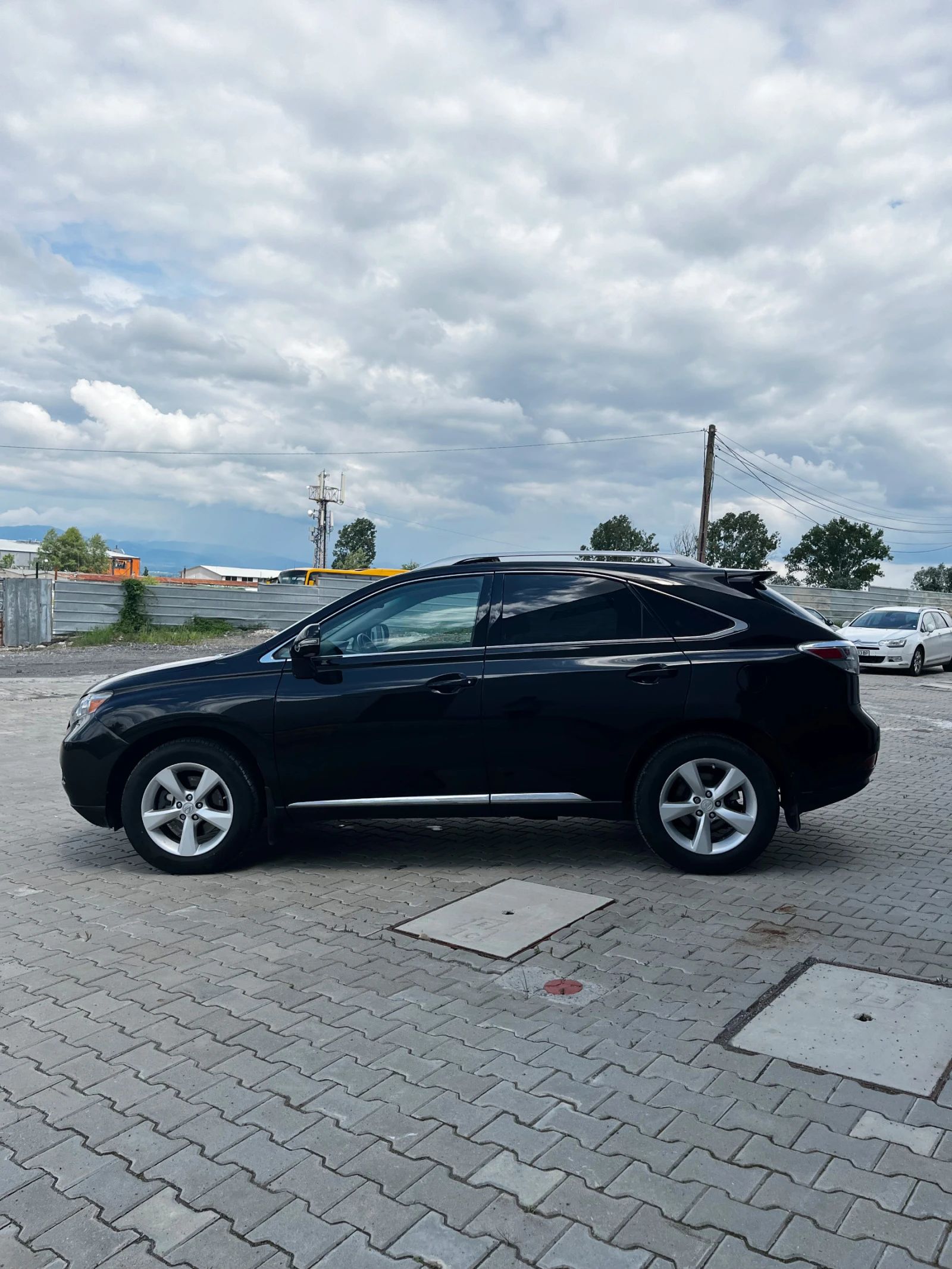 Lexus RX 350 90 000 км, Регистрирана + Каско до 05.2025 - изображение 6