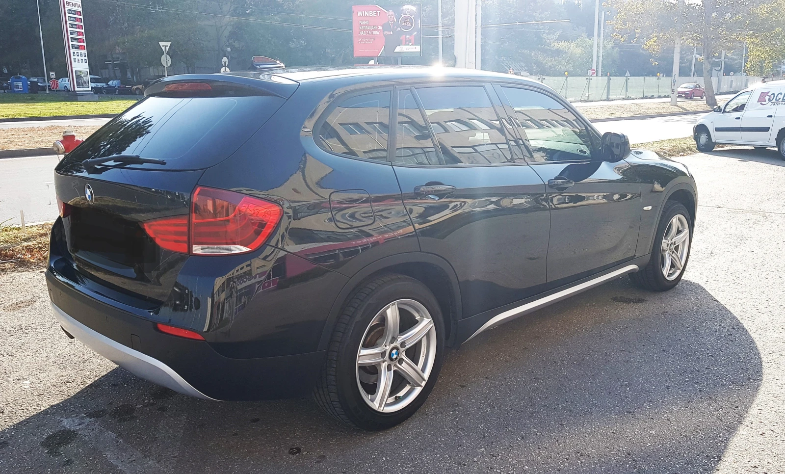 BMW X1 177кс. 4х4 АТ  - изображение 6