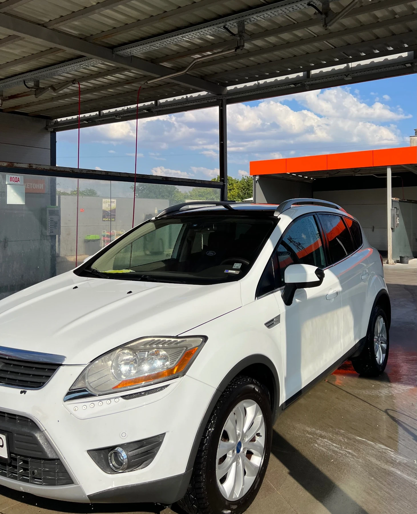 Ford Kuga  - изображение 2