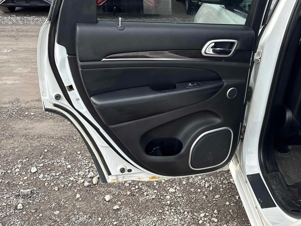 Jeep Grand cherokee * Overland * CARFAX *    | Mobile.bg   17