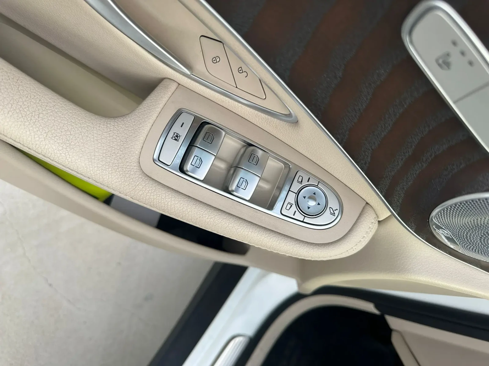 Mercedes-Benz GLC 220  - изображение 8