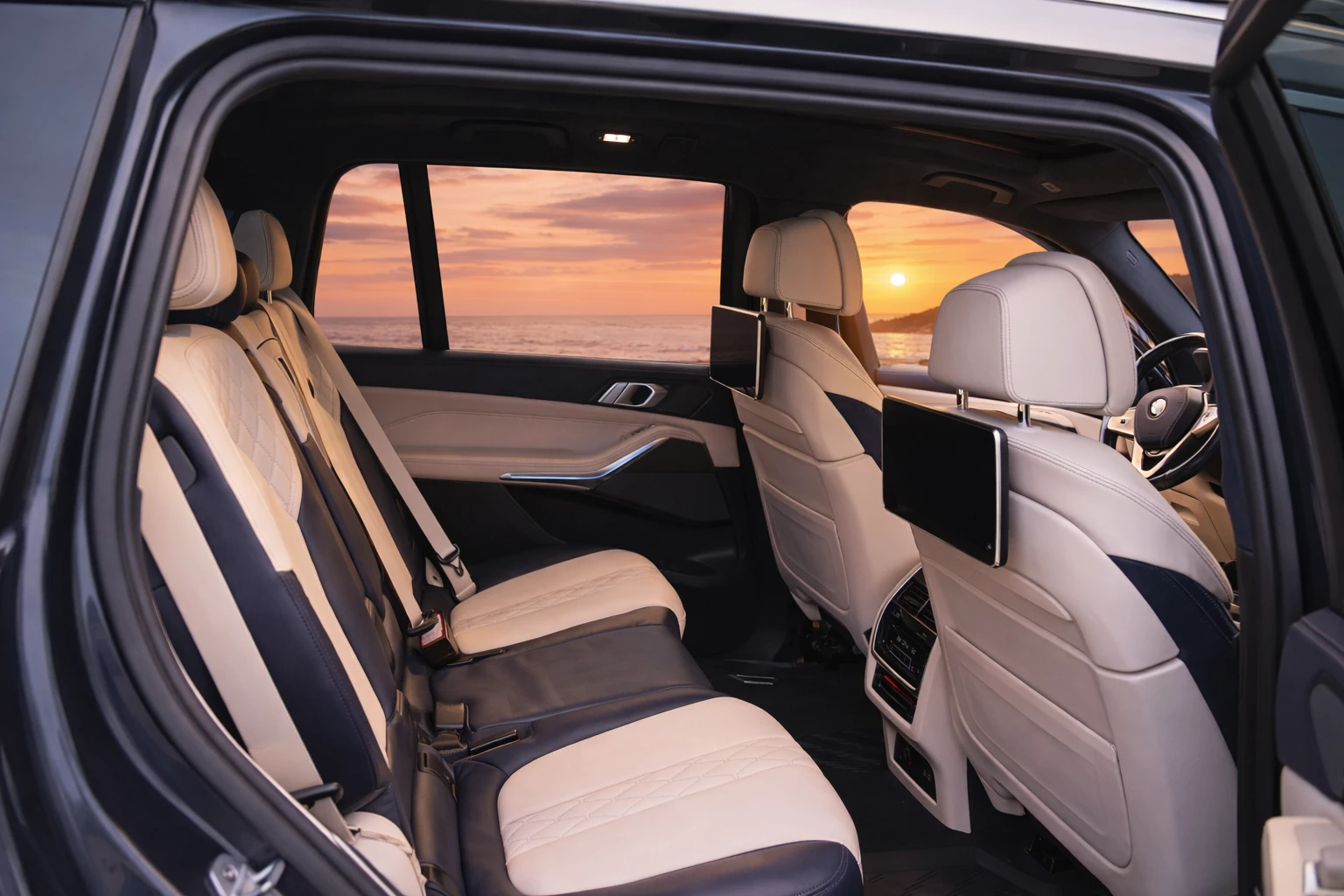 BMW X7  - изображение 7