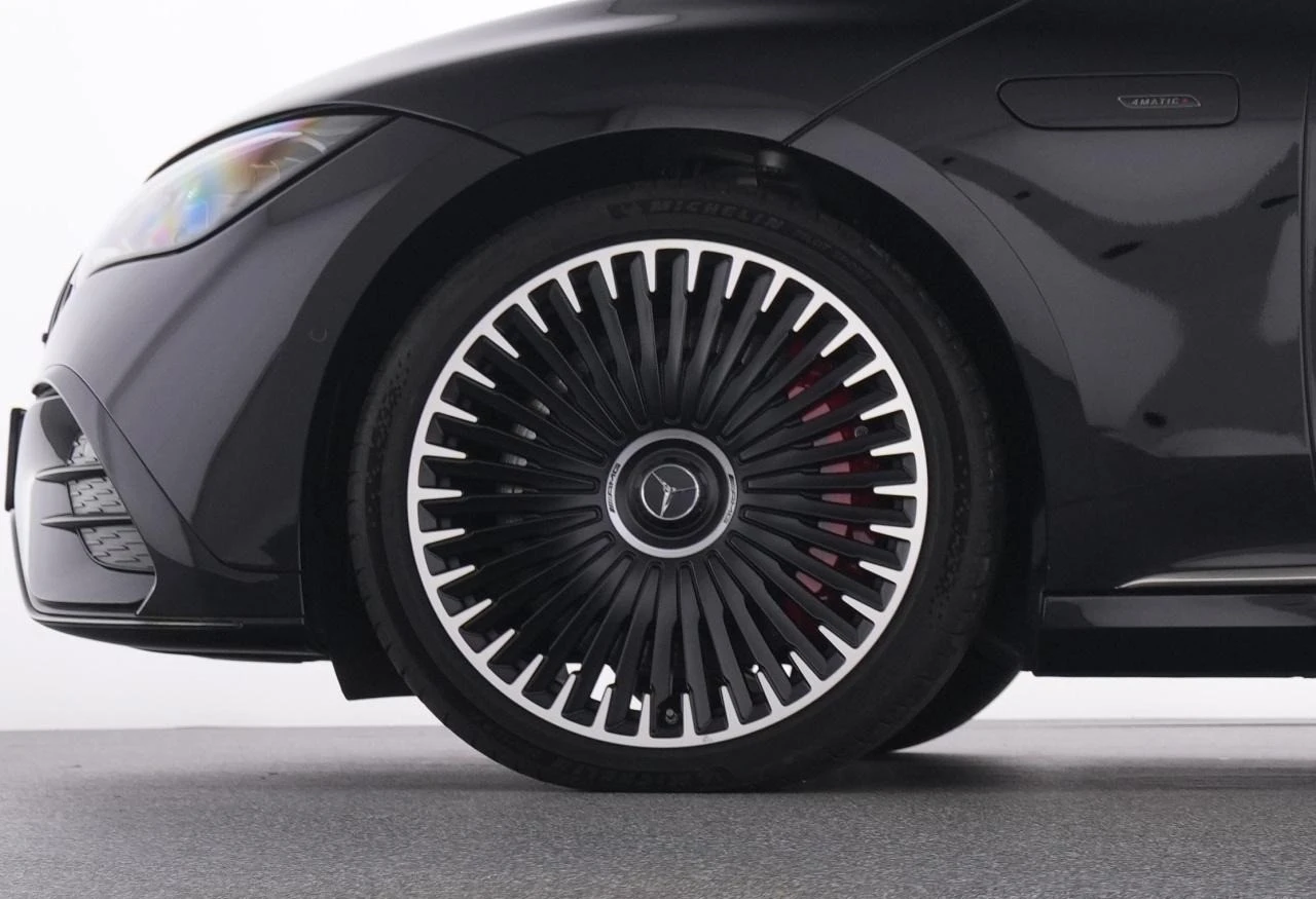 Mercedes-Benz EQE 53/AMG/4-MATIC/HYPERSCREEN/CARBON/BURM/PANO/360 - изображение 5