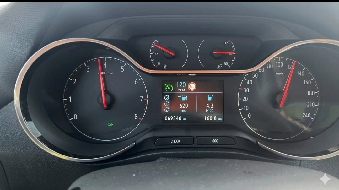 Opel Crossland X, снимка 8 - Автомобили и джипове - 53725464