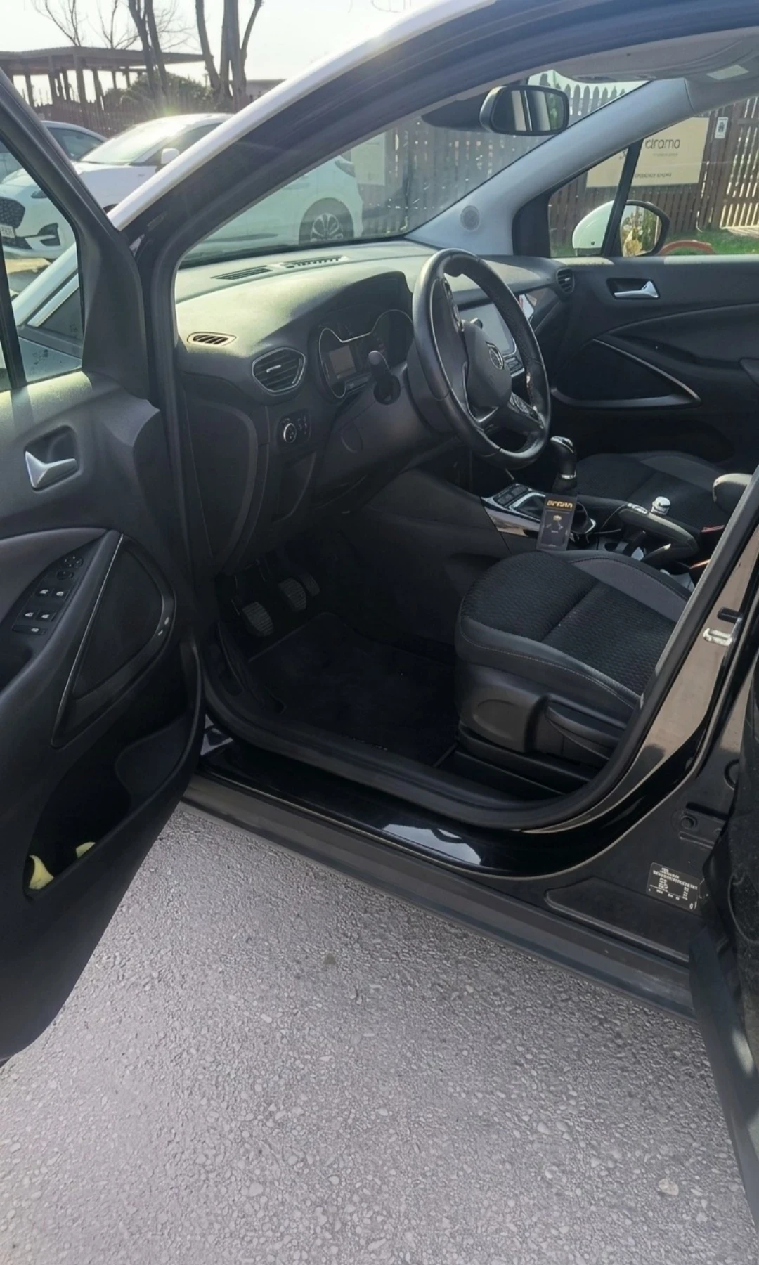 Opel Crossland X, снимка 4 - Автомобили и джипове - 53725464