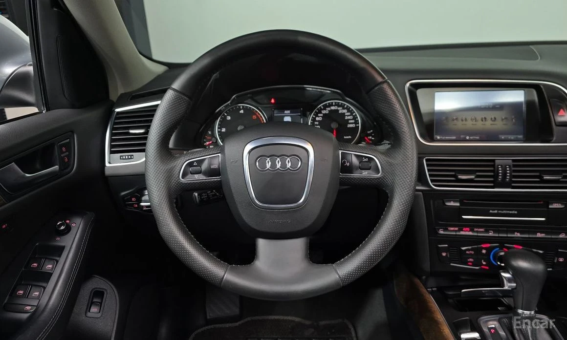 Audi Q5, снимка 13 - Автомобили и джипове - 53809173