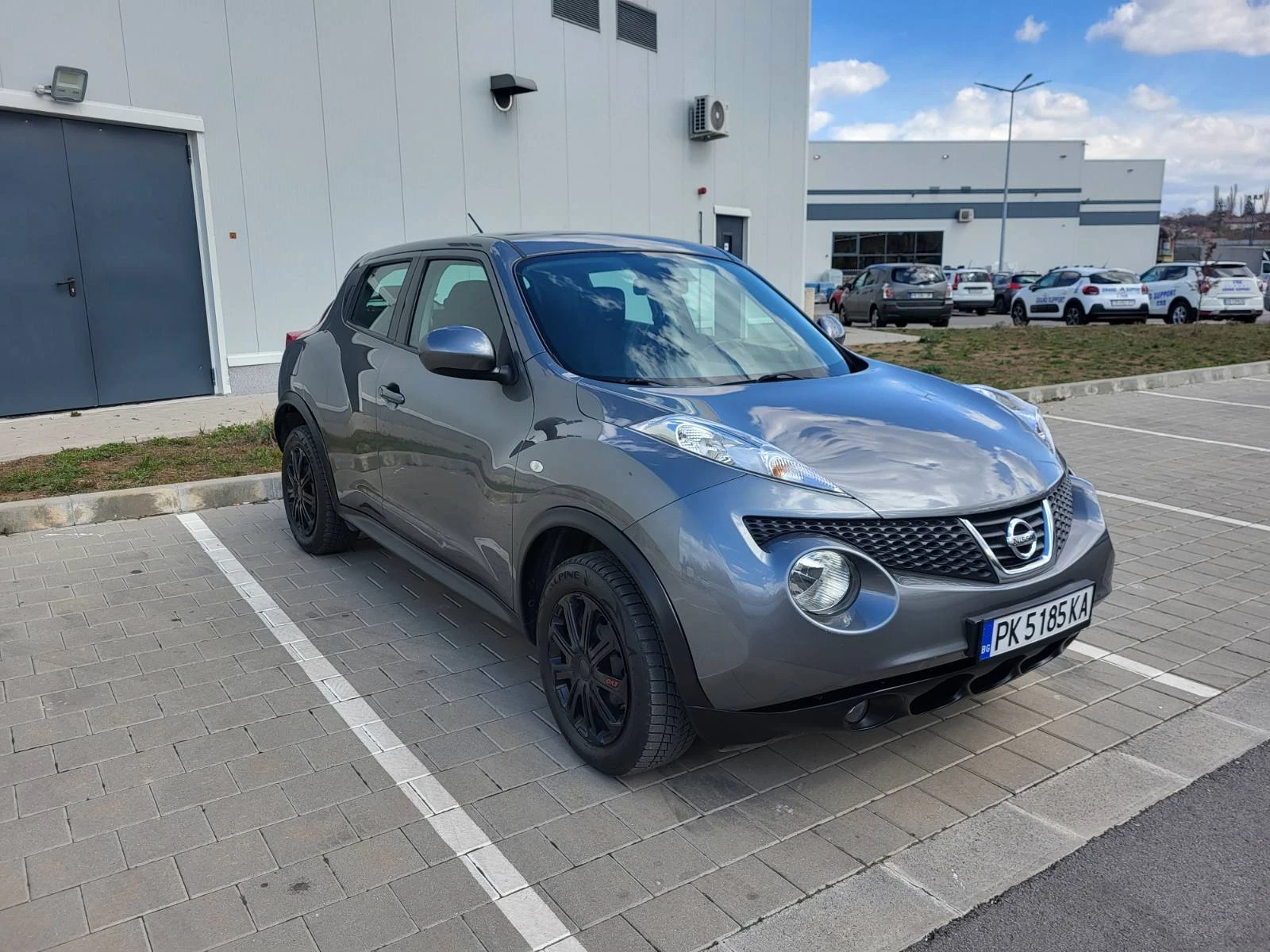 Nissan Juke 1.6, снимка 2 - Автомобили и джипове - 53986623