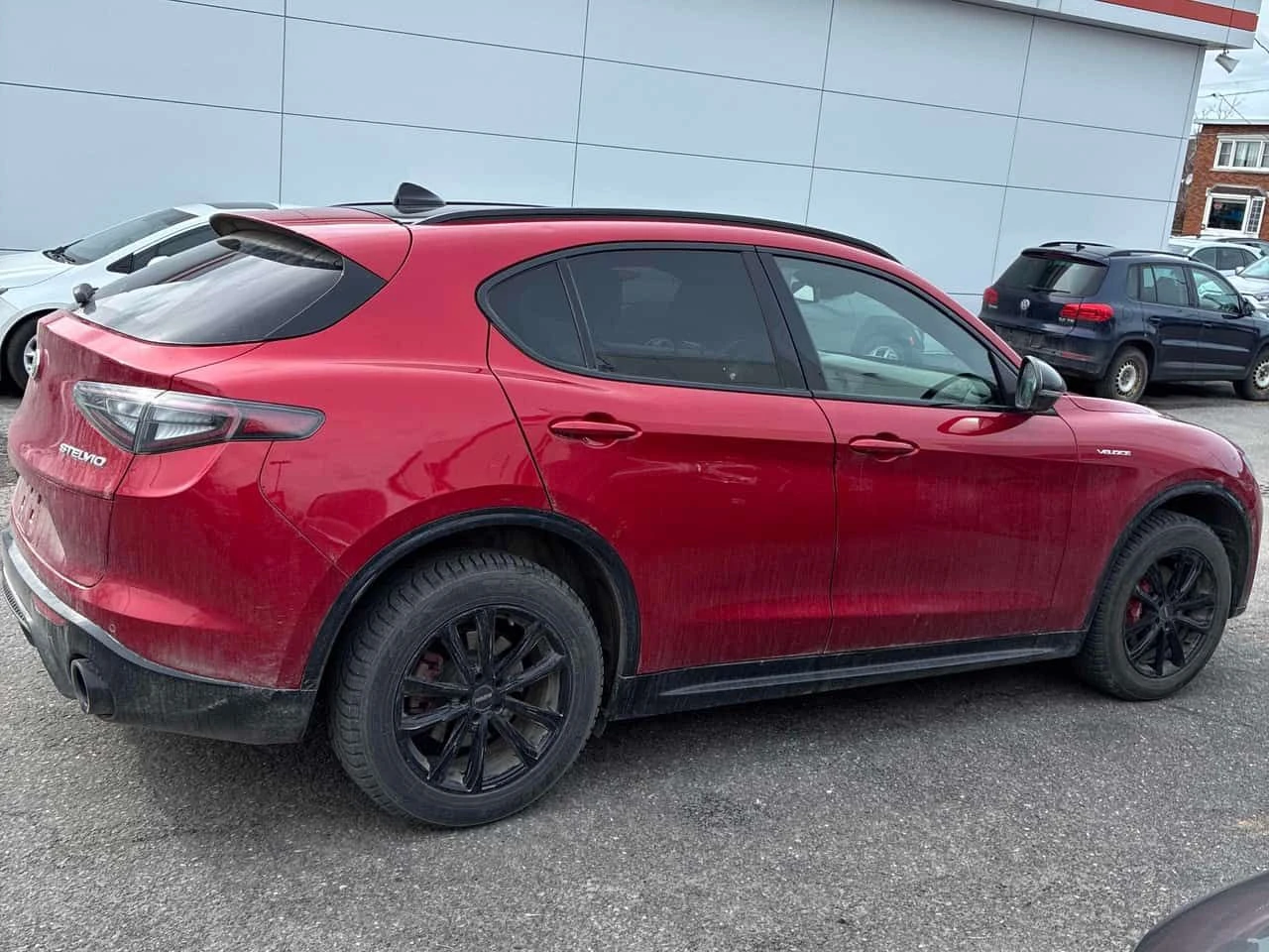 Alfa Romeo Stelvio * Veloce * CARFAX * КОМПЛЕКТ ГУМИ * PANO* ПОДГРЕВИ, снимка 3 - Автомобили и джипове - 54141548