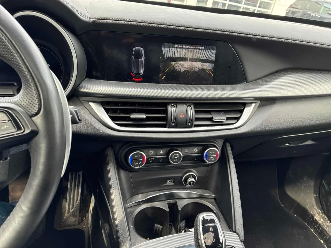 Alfa Romeo Stelvio * Veloce * CARFAX * КОМПЛЕКТ ГУМИ * PANO* ПОДГРЕВИ, снимка 9 - Автомобили и джипове - 54141548