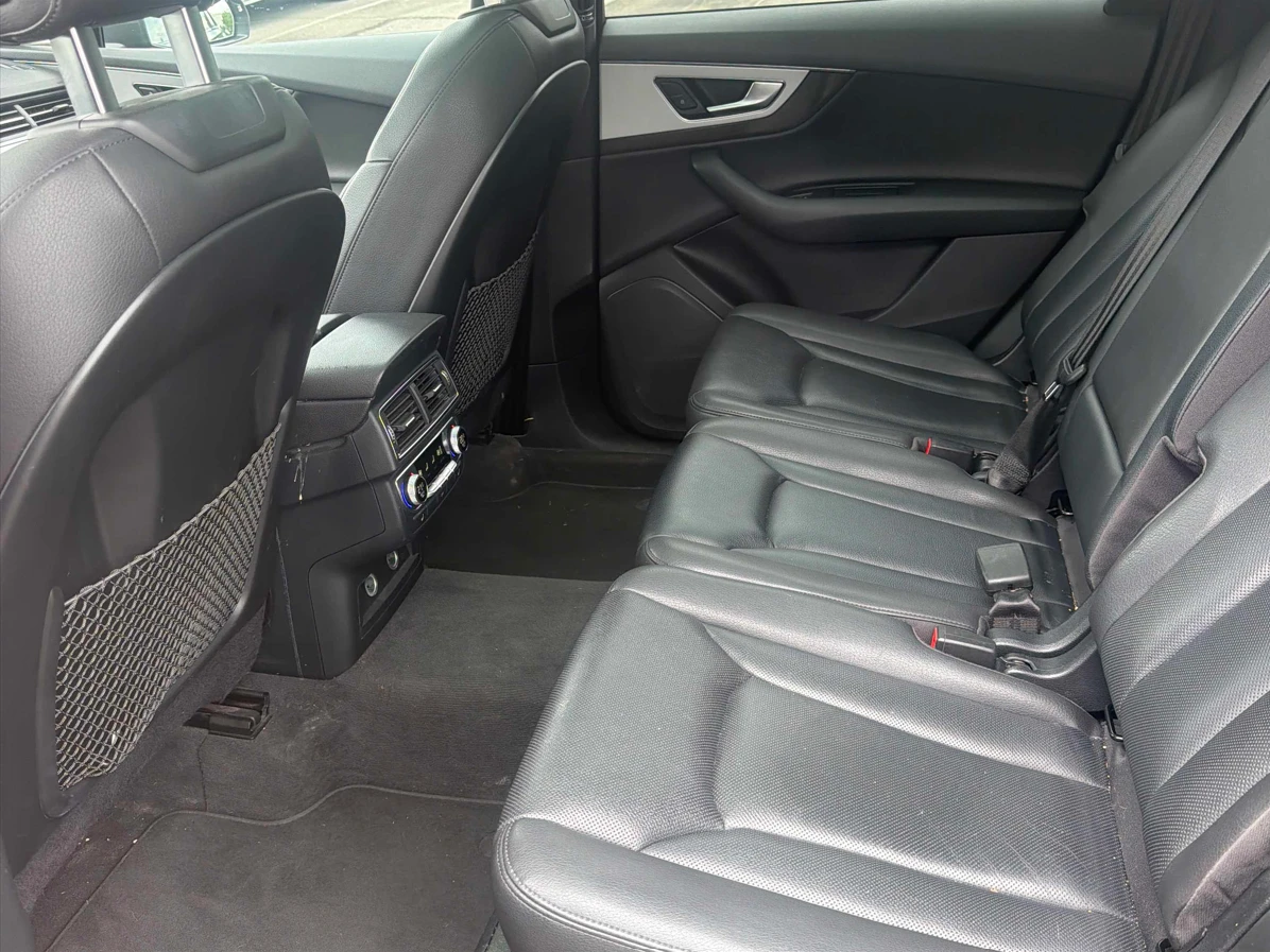Audi Q7, снимка 8 - Автомобили и джипове - 55205852