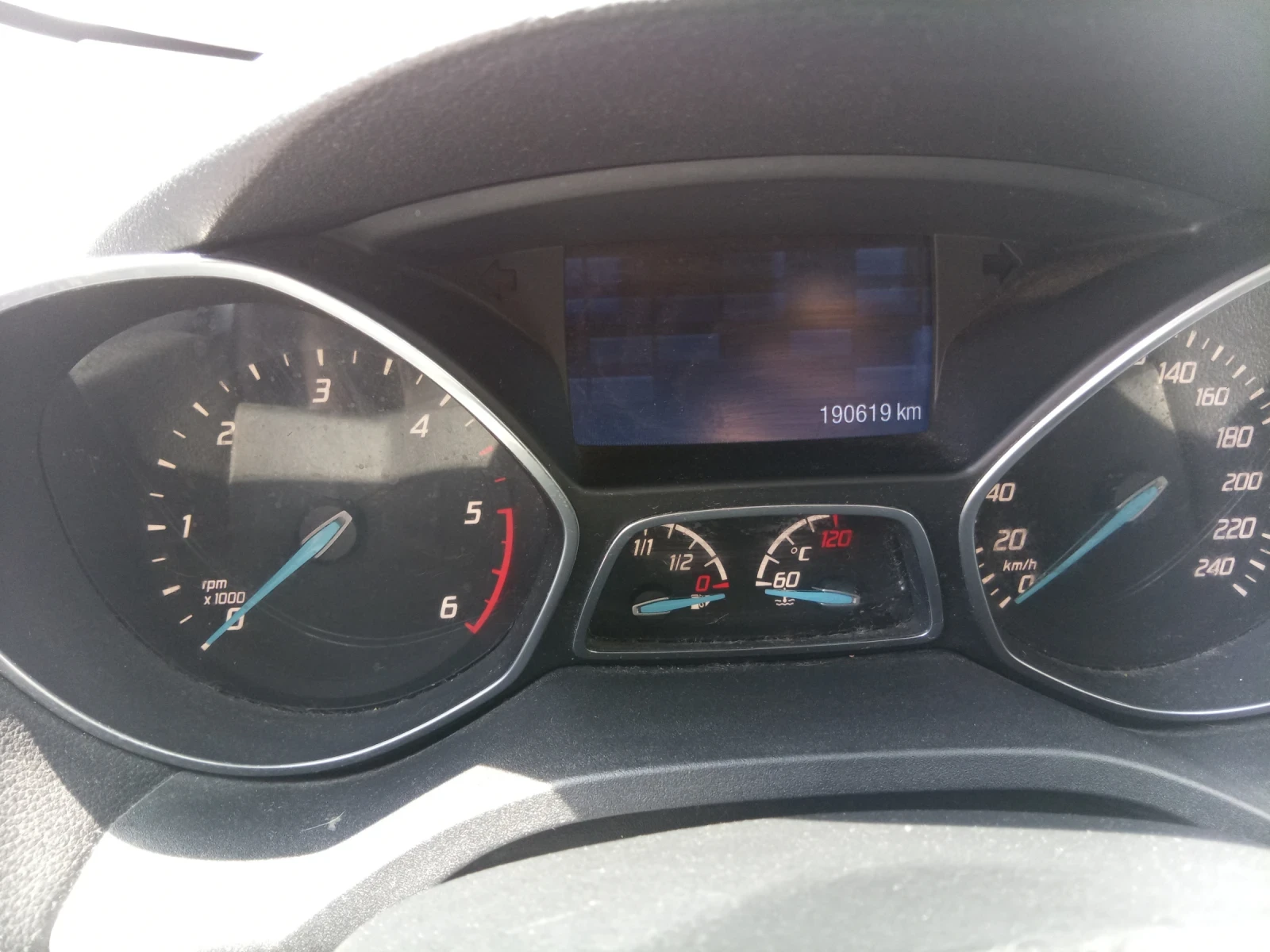 Ford Kuga, снимка 10 - Автомобили и джипове - 55310397
