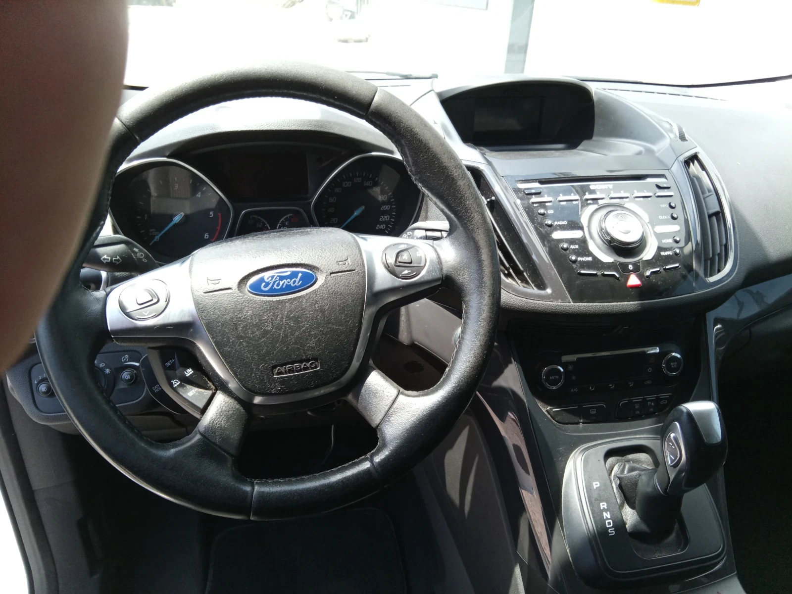Ford Kuga, снимка 8 - Автомобили и джипове - 55310397