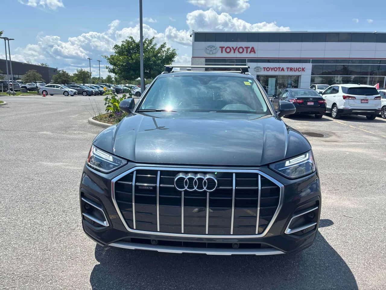 Audi Q5 * Komfort * CARFAX * БЕЗ ПЪРВОНАЧАЛНА ВНОСКА, снимка 6 - Автомобили и джипове - 55410491
