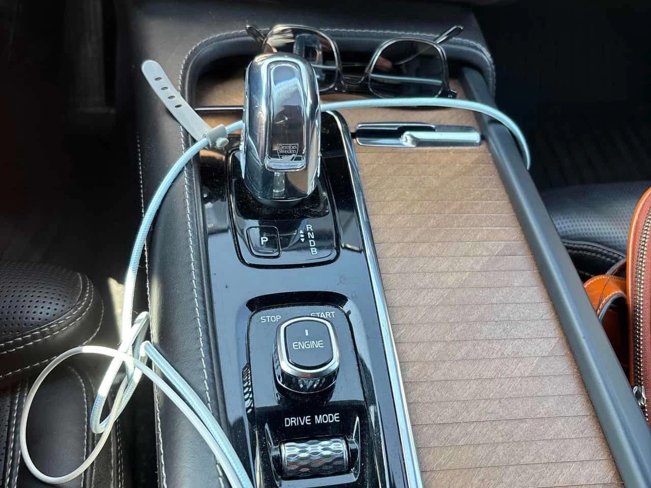 Volvo Xc90 * T8 Excellence * CARFAX * БЕЗ ПЪРВОНАЧАЛНА ВНОСКА, снимка 13 - Автомобили и джипове - 55555211