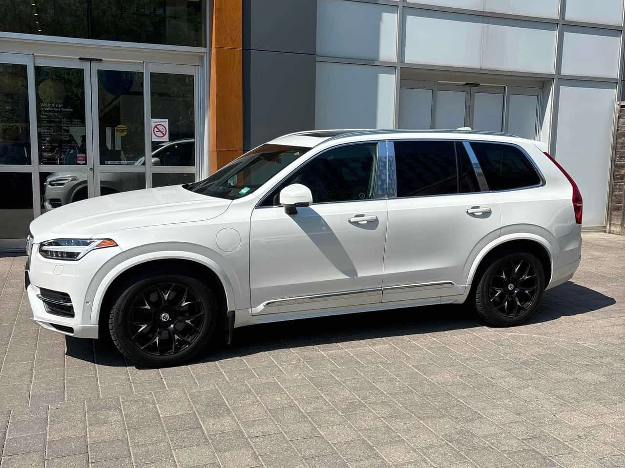 Volvo Xc90 * T8 Excellence * CARFAX * БЕЗ ПЪРВОНАЧАЛНА ВНОСКА, снимка 2 - Автомобили и джипове - 55555211