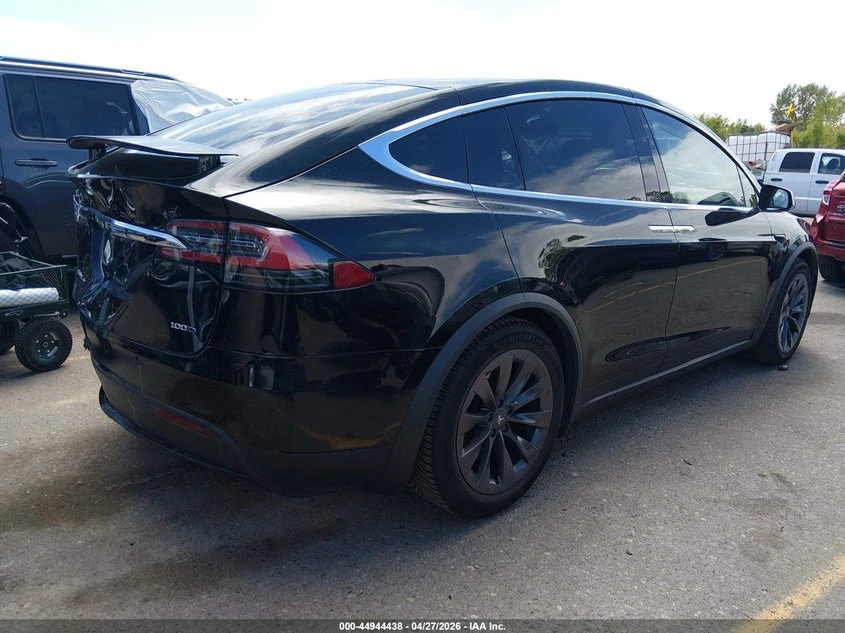 Tesla Model X 100D AWD, снимка 4 - Автомобили и джипове - 55893538