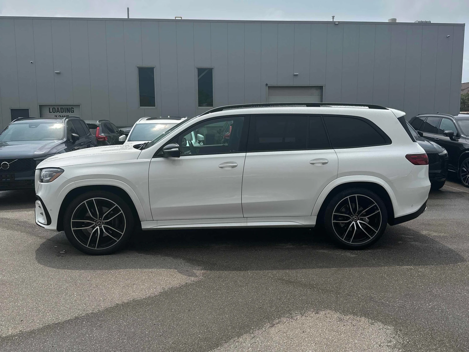 Mercedes-Benz GLS 450 * АВТОКРЕДИТ БЕЗ ПЪРВОНАЧАЛНА ВНОСКА* , снимка 2 - Автомобили и джипове - 56139811