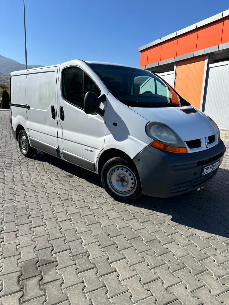 Renault Trafic, снимка 3 - Бусове и автобуси - 47817930