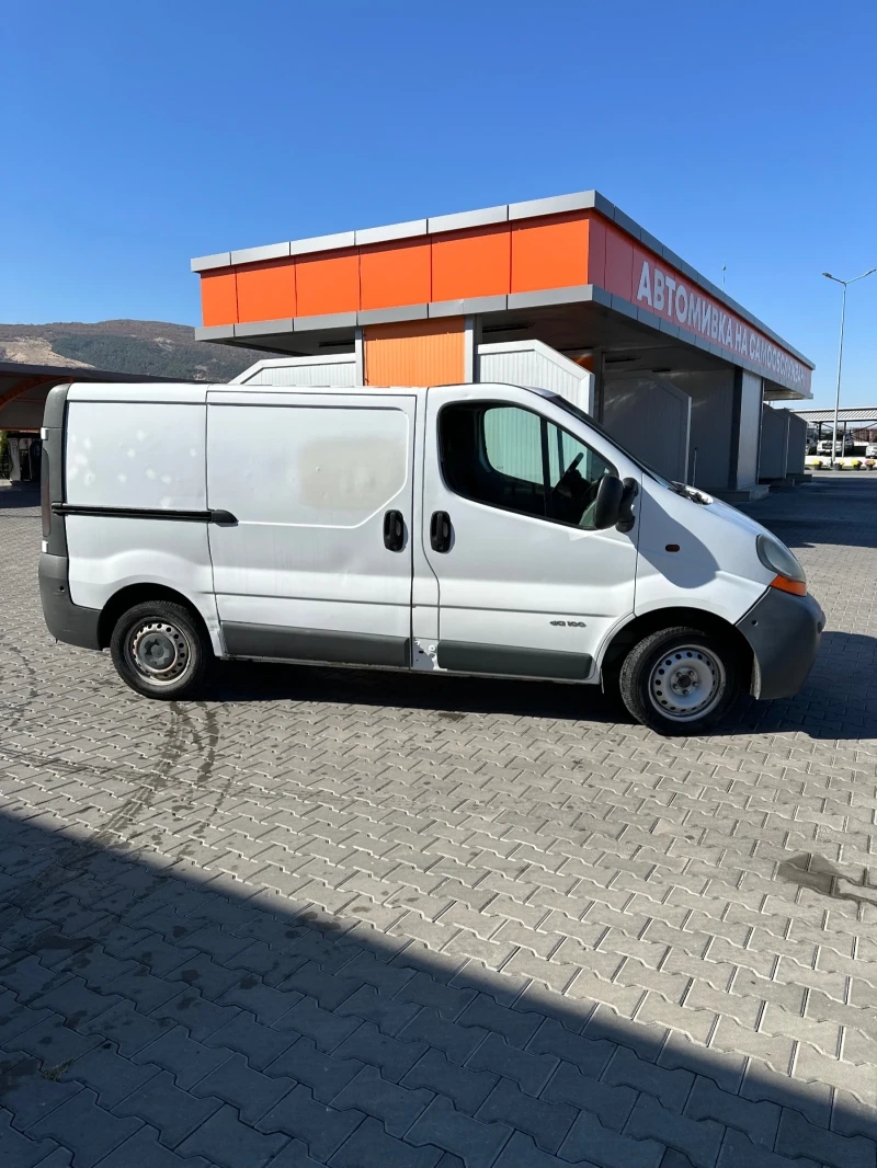 Renault Trafic, снимка 4 - Бусове и автобуси - 47817930