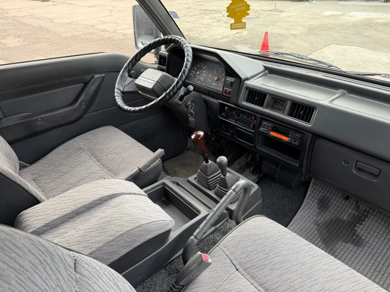 Mitsubishi L300 4x4 / 2.5 TDI, снимка 11 - Бусове и автобуси - 52539676