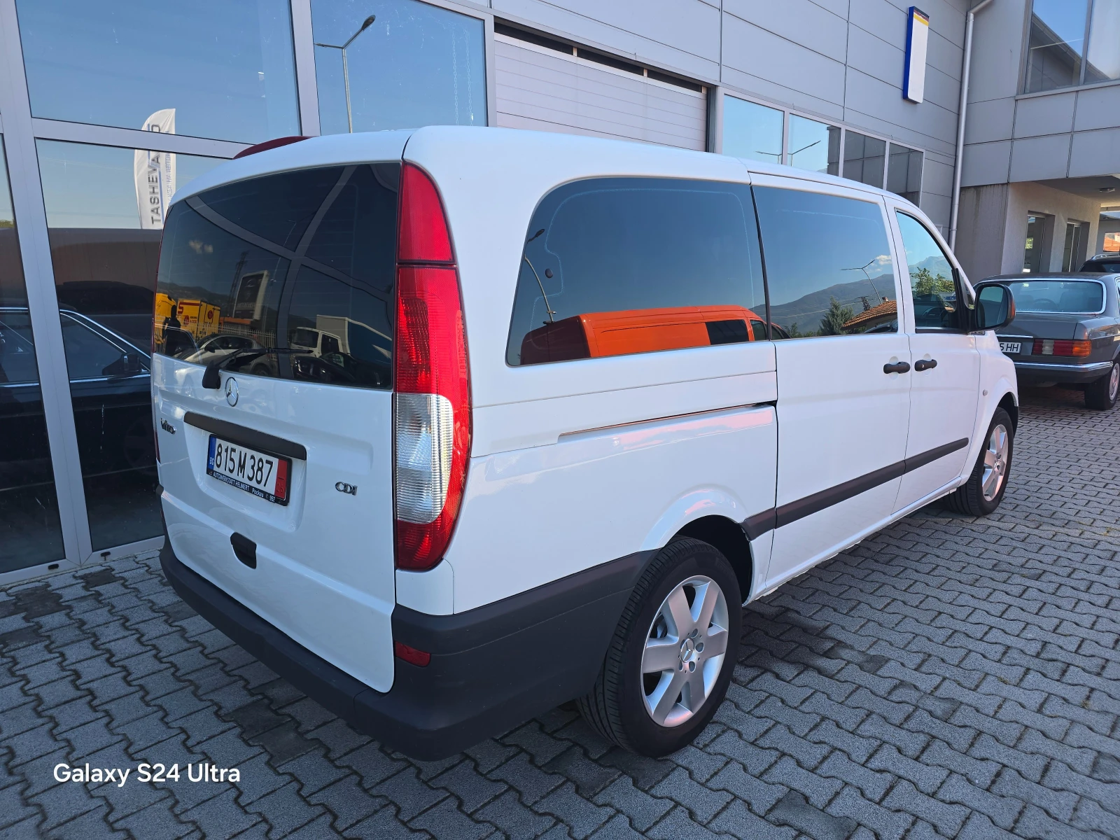 Mercedes-Benz Vito CDi 8+ 1 !! 248000км!!!!, снимка 3 - Бусове и автобуси - 56122227