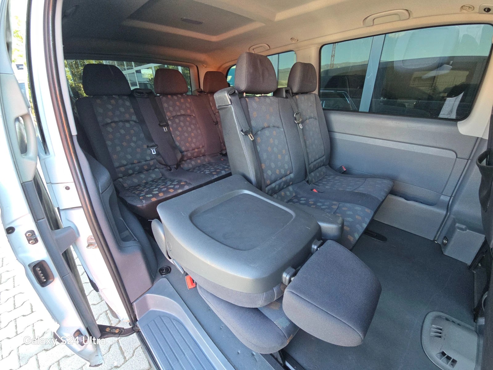 Mercedes-Benz Vito CDi 8+ 1 !! 248000км!!!!, снимка 15 - Бусове и автобуси - 56122227