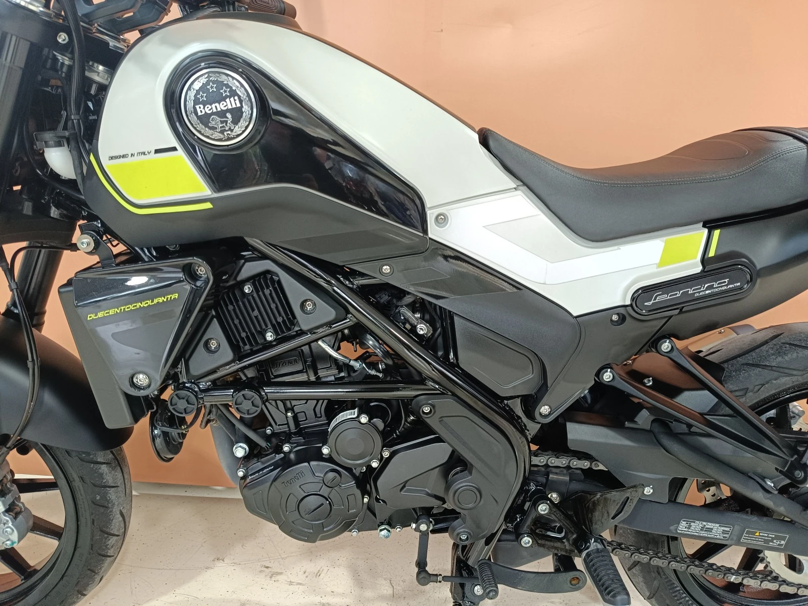 Benelli Cafe Racer LEONCINO 250 ABS LED | Mobile.bg   14
