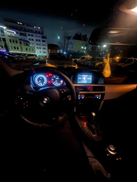 BMW 320, снимка 8