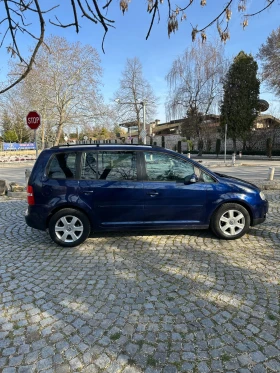 VW Touran 2.0 TDI 7-места - 6199 лв. - 17250952 | Car24.bg