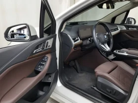 BMW 218 Active Tourer (U06) 218D Luxury - 23399 € / 45764.47 лв. - 10419848 10