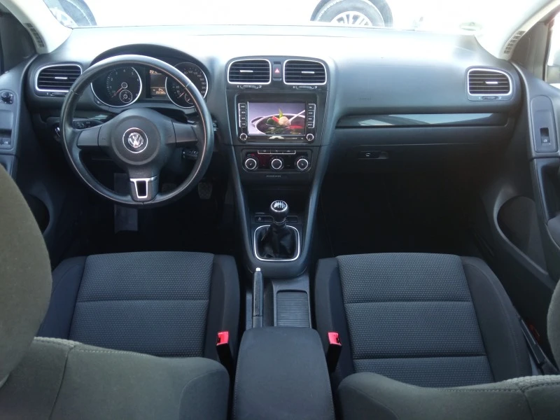 VW Golf VI 1.2 TSI, снимка 14 - Автомобили и джипове - 44464018