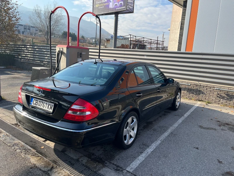 Mercedes-Benz E 500, снимка 3 - Автомобили и джипове - 48142439