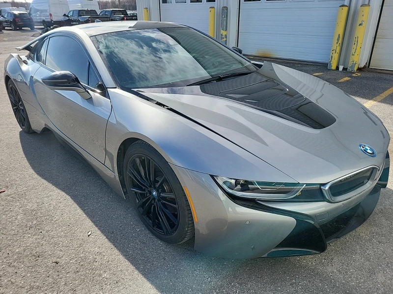 BMW i8, снимка 1 - Автомобили и джипове - 48742023