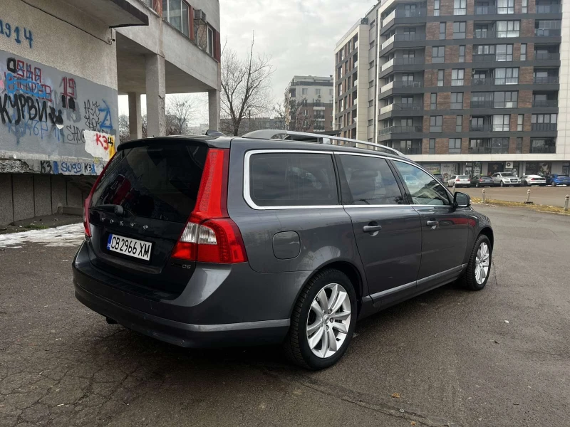 Volvo V70, снимка 6 - Автомобили и джипове - 48800646